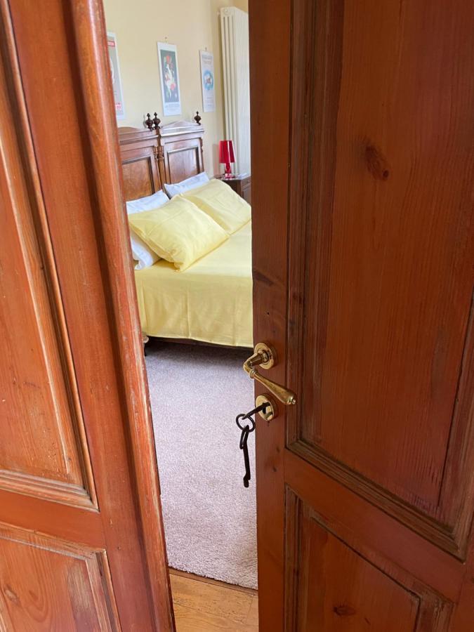 Dimora Fiorita Junior My Holiday Home Варало Екстериор снимка